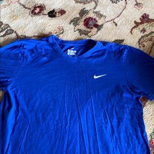 Nike T-Shirt Large
